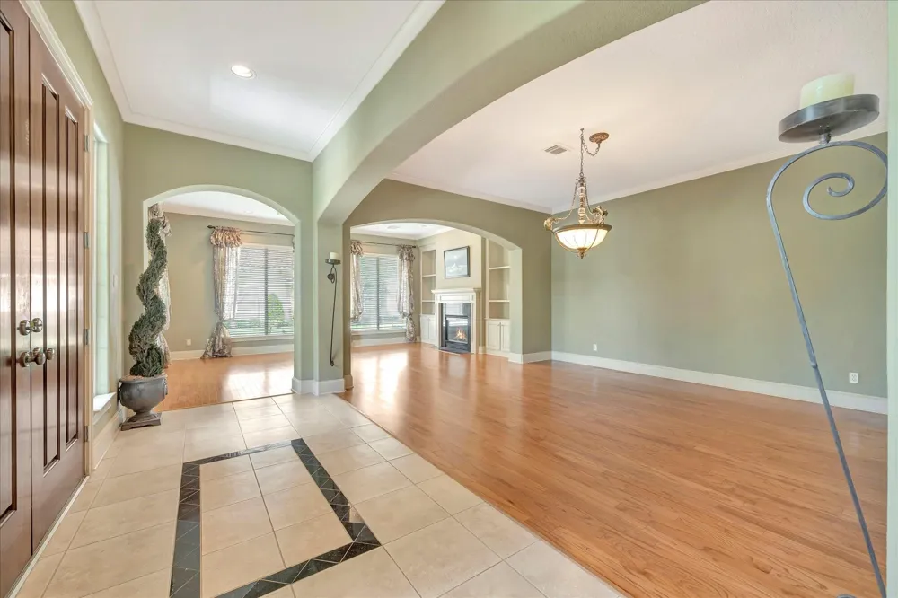 604 Harborside Way Kemah, TX 77565