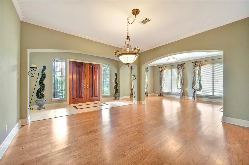604 Harborside Way Kemah, TX 77565
