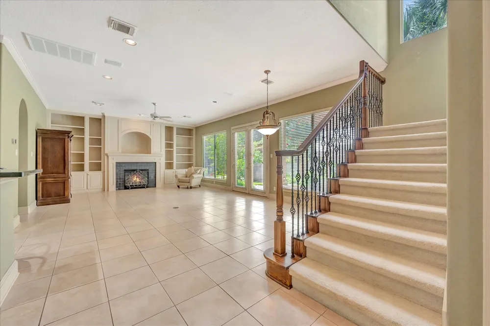 604 Harborside Way Kemah, TX 77565
