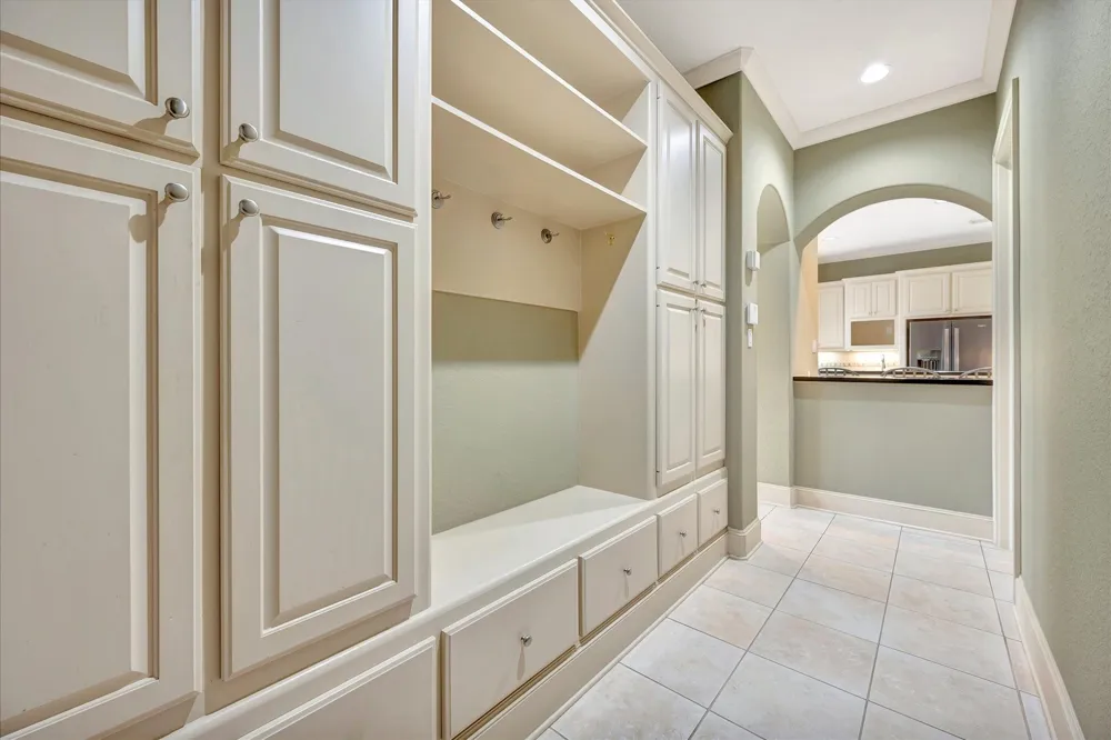 604 Harborside Way Kemah, TX 77565