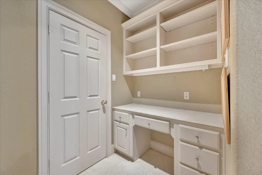 604 Harborside Way Kemah, TX 77565
