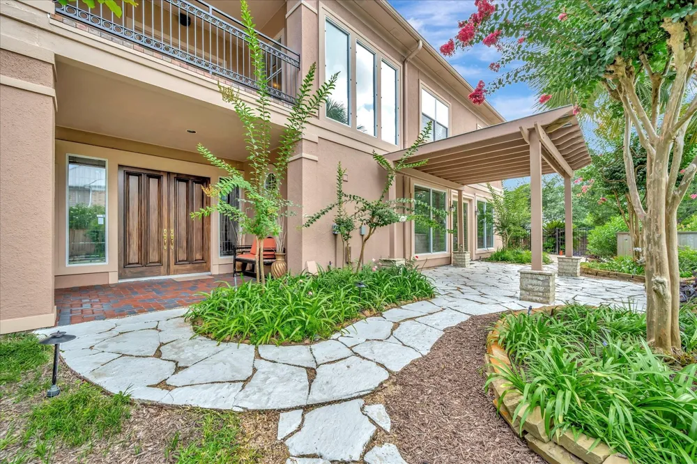 604 Harborside Way Kemah, TX 77565