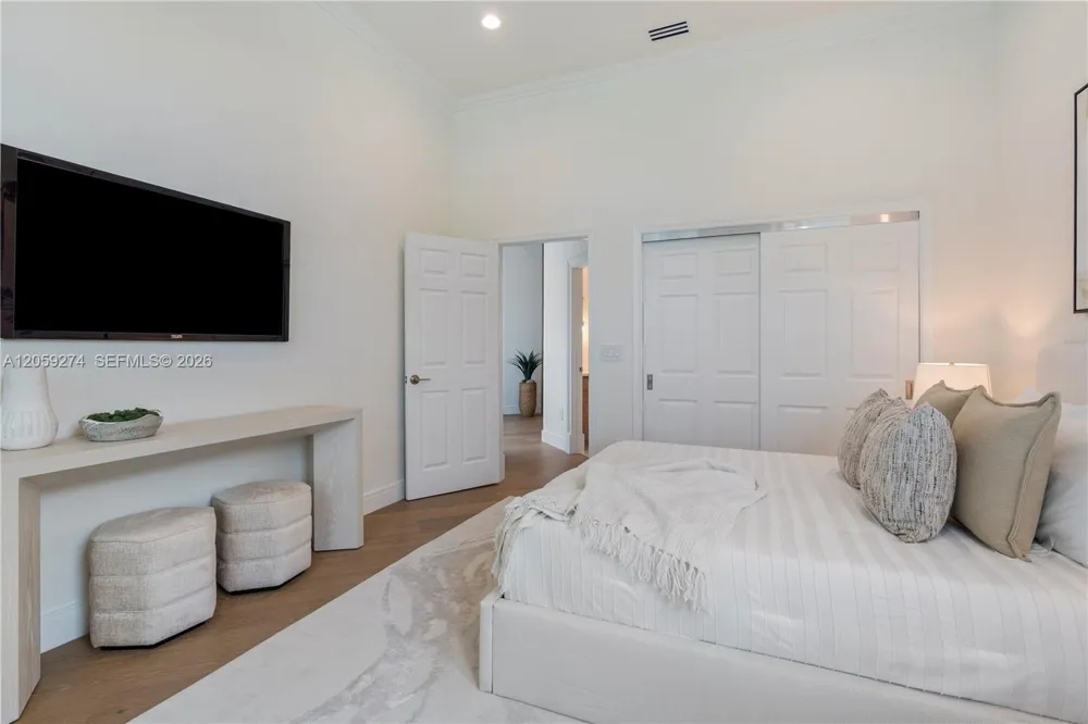 17892 Hampshire Ln Boca Raton, FL 33498