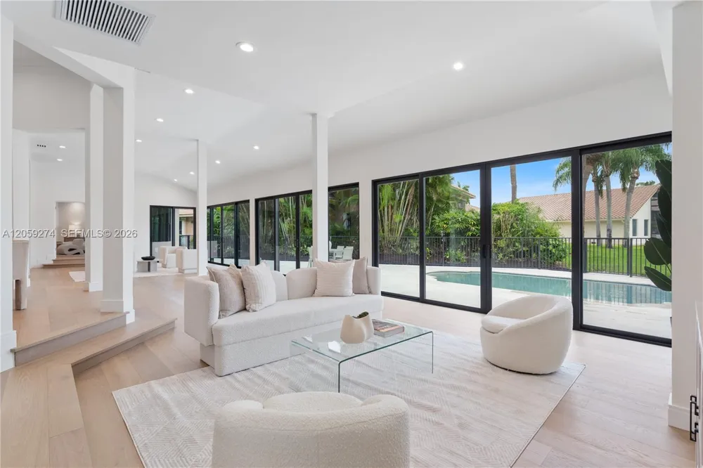 17892 Hampshire Ln Boca Raton, FL 33498