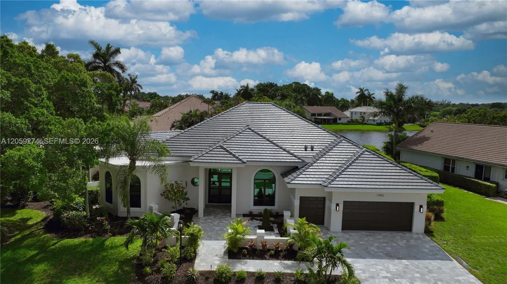 17892 Hampshire Ln Boca Raton, FL 33498