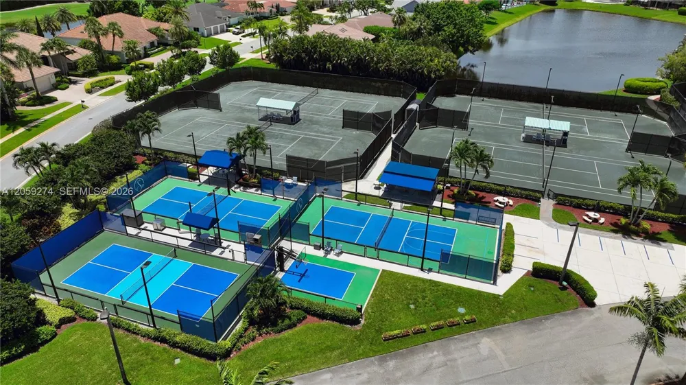 17892 Hampshire Ln Boca Raton, FL 33498