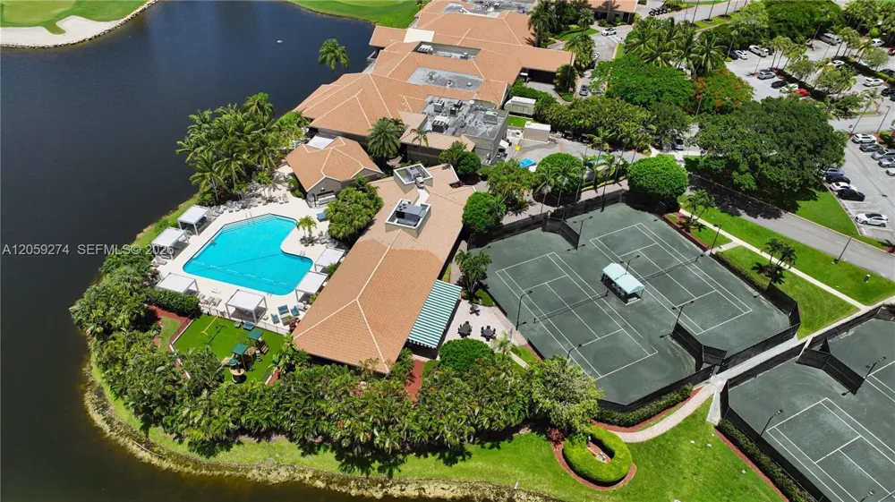 17892 Hampshire Ln Boca Raton, FL 33498