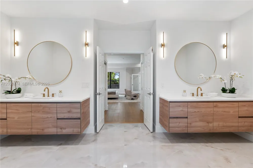 17892 Hampshire Ln Boca Raton, FL 33498