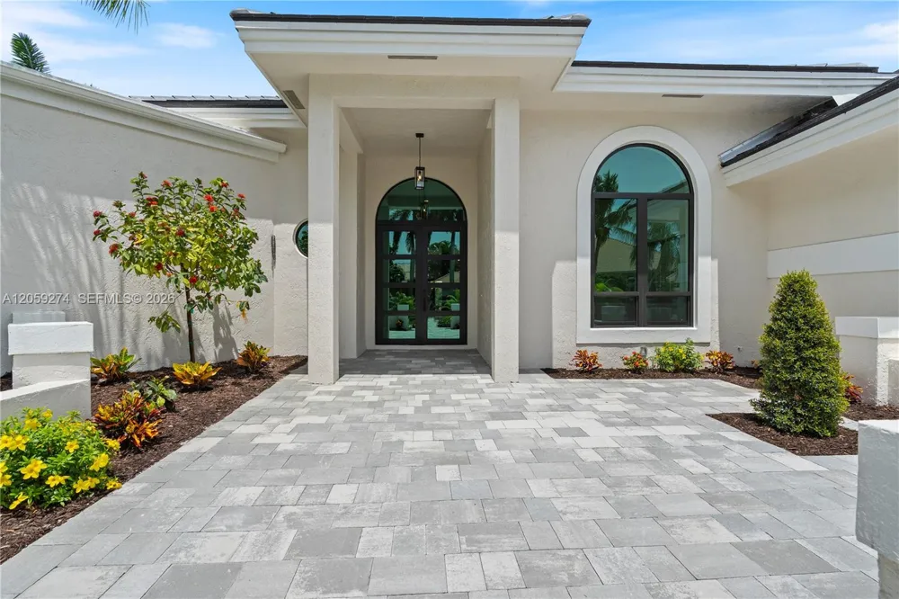 17892 Hampshire Ln Boca Raton, FL 33498