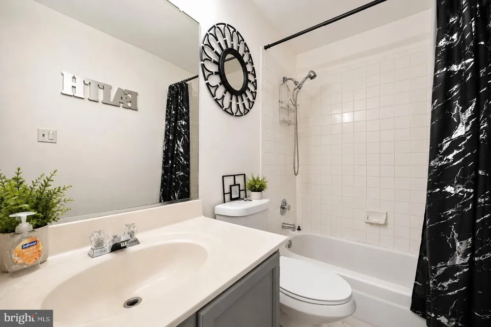 6211 GILBRALTER LANE Bowie, MD 20720