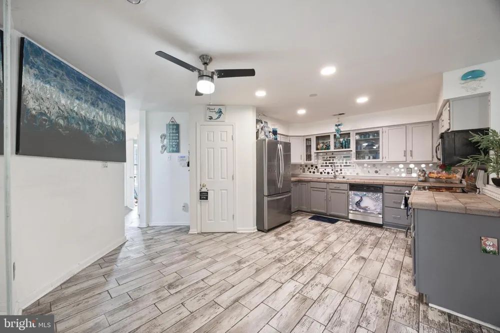 6211 GILBRALTER LANE Bowie, MD 20720