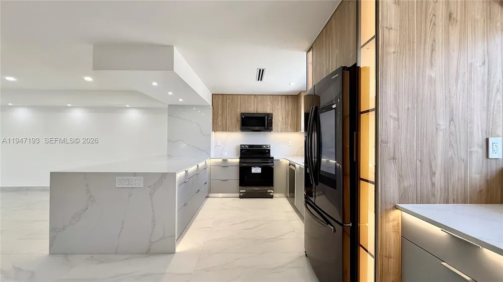 3826 NE 171st St #3826 North Miami Beach, FL 33160