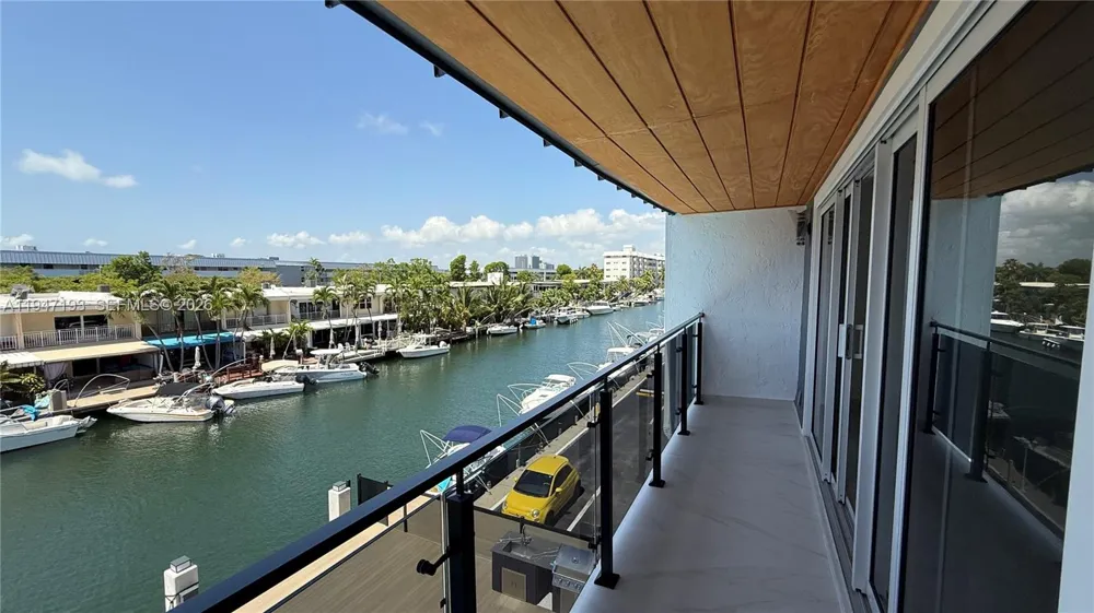 3826 NE 171st St #3826 North Miami Beach, FL 33160