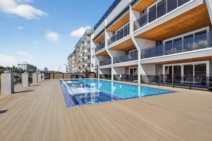 3826 NE 171st St #3826 North Miami Beach, FL 33160