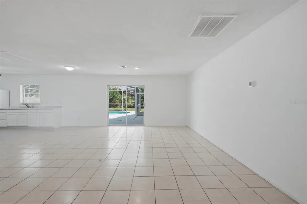 604 ROYAL CREST DRIVE Brandon, FL 33511