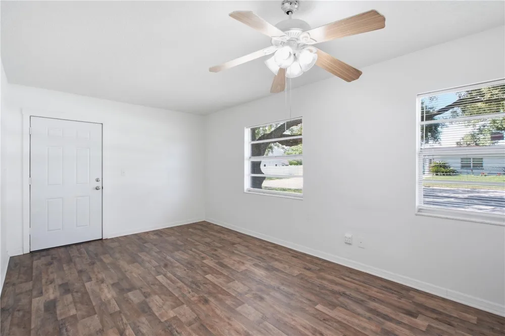 604 ROYAL CREST DRIVE Brandon, FL 33511