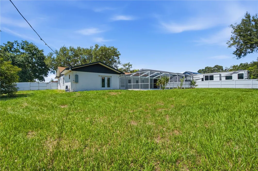 604 ROYAL CREST DRIVE Brandon, FL 33511