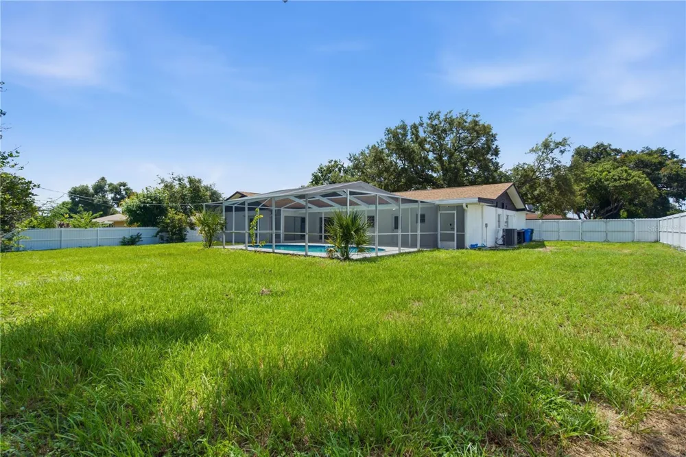 604 ROYAL CREST DRIVE Brandon, FL 33511
