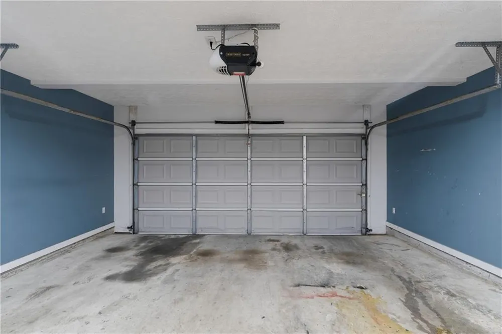 2213 Pine View Trail Ellenwood, GA 30294