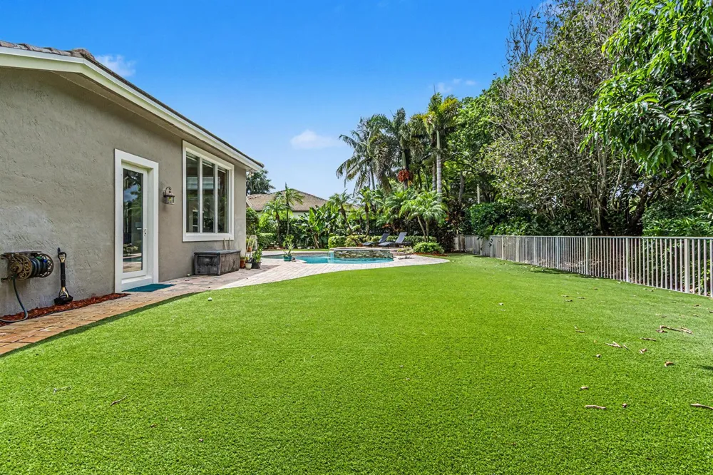 6493 NW 105th Terrace Parkland, FL 33076