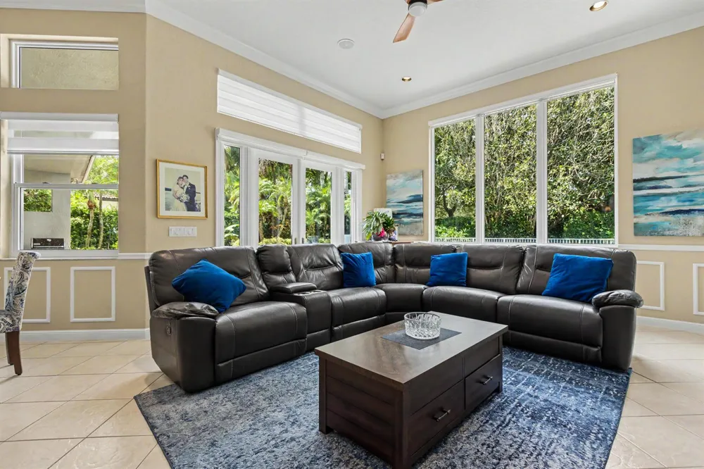 6493 NW 105th Terrace Parkland, FL 33076