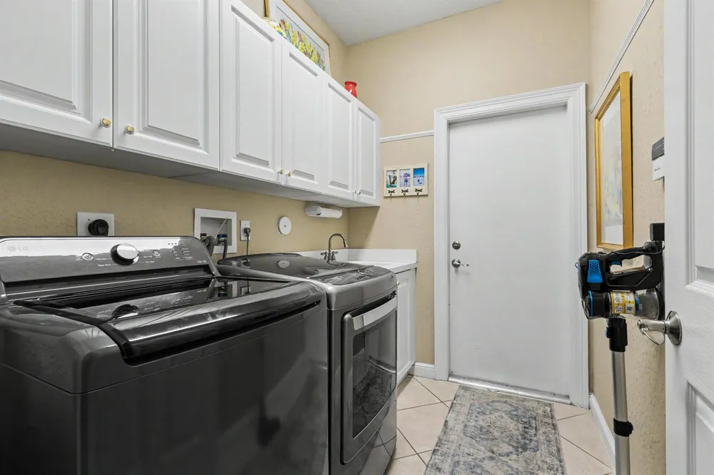6493 NW 105th Terrace Parkland, FL 33076