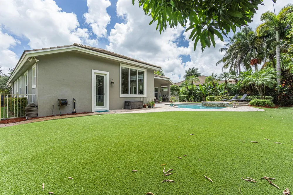 6493 NW 105th Terrace Parkland, FL 33076