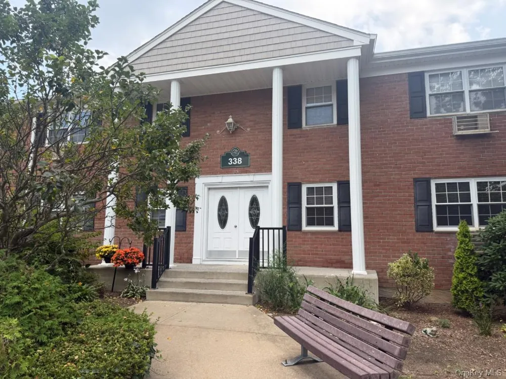 338 Lakeland Avenue #6 E Sayville, NY 11782