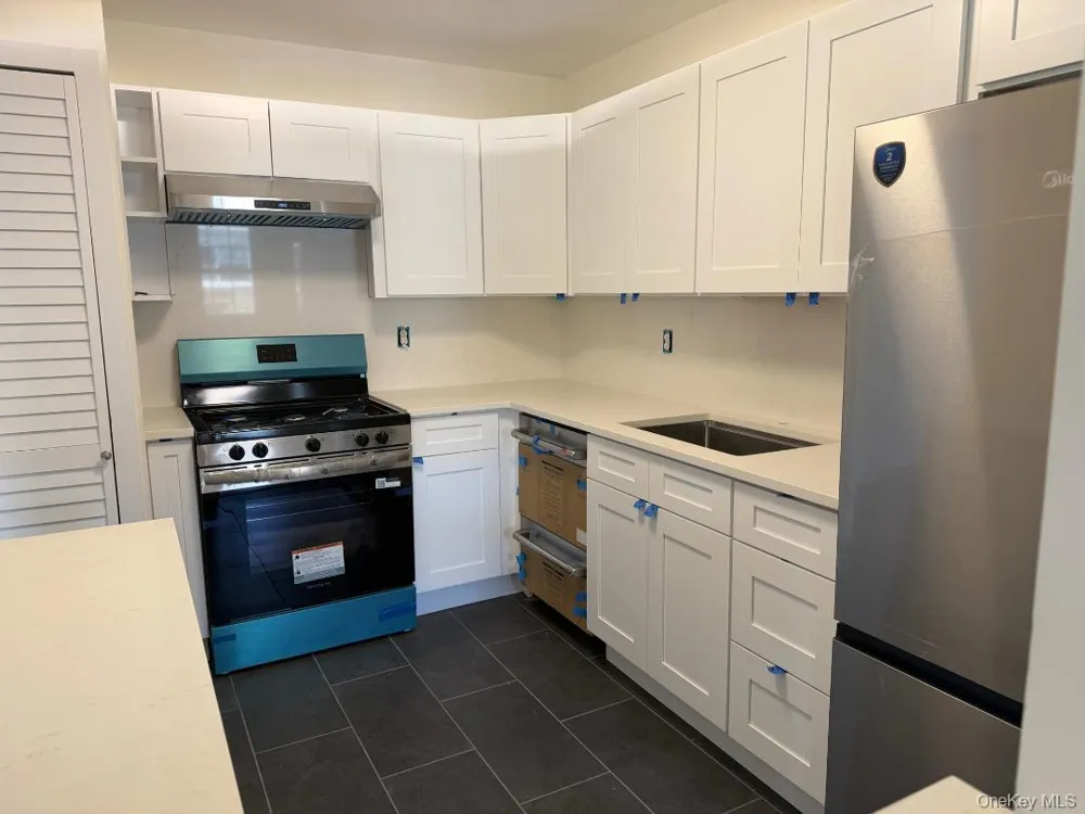 338 Lakeland Avenue #6 E Sayville, NY 11782