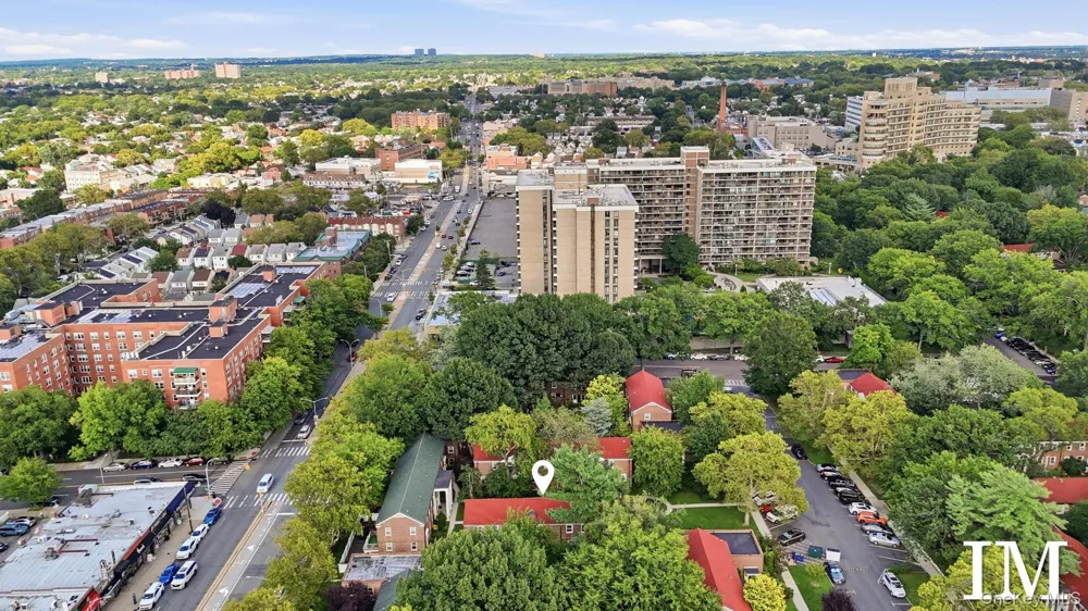 147-47 Charter Road #22 B Briarwood, NY 11435