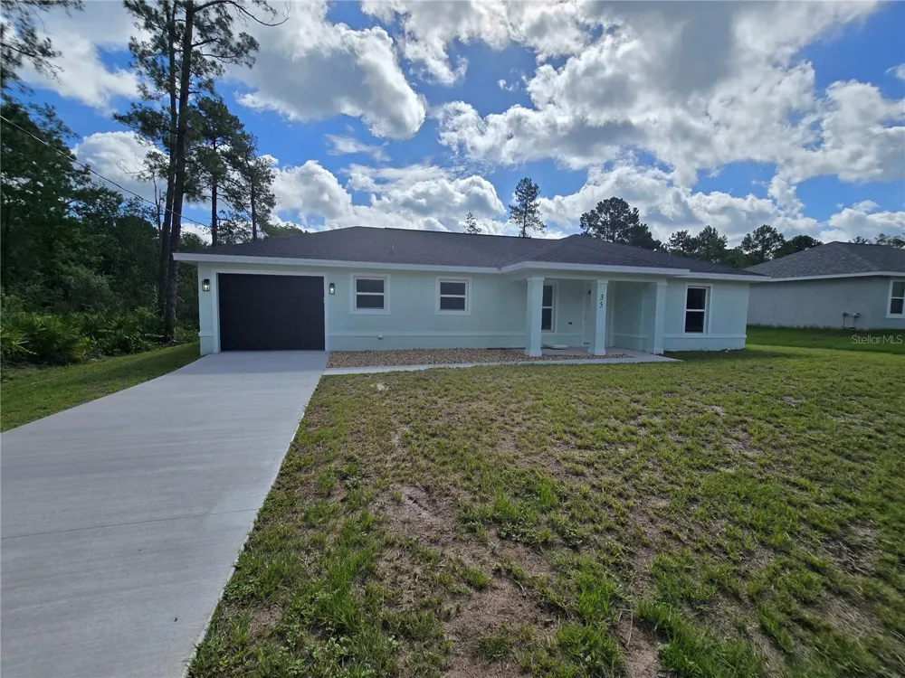 35 SEQUOIA TRAIL Ocklawaha, FL 32179