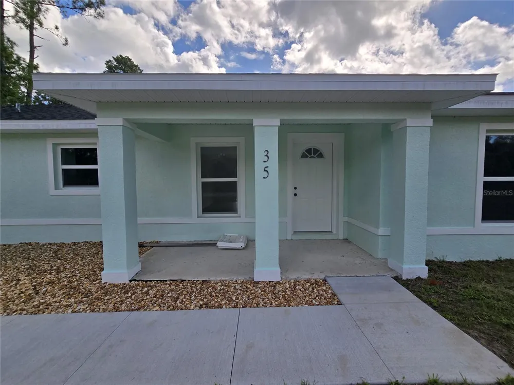 35 SEQUOIA TRAIL Ocklawaha, FL 32179