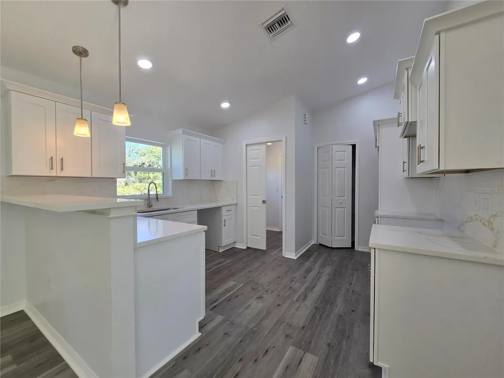 35 SEQUOIA TRAIL Ocklawaha, FL 32179