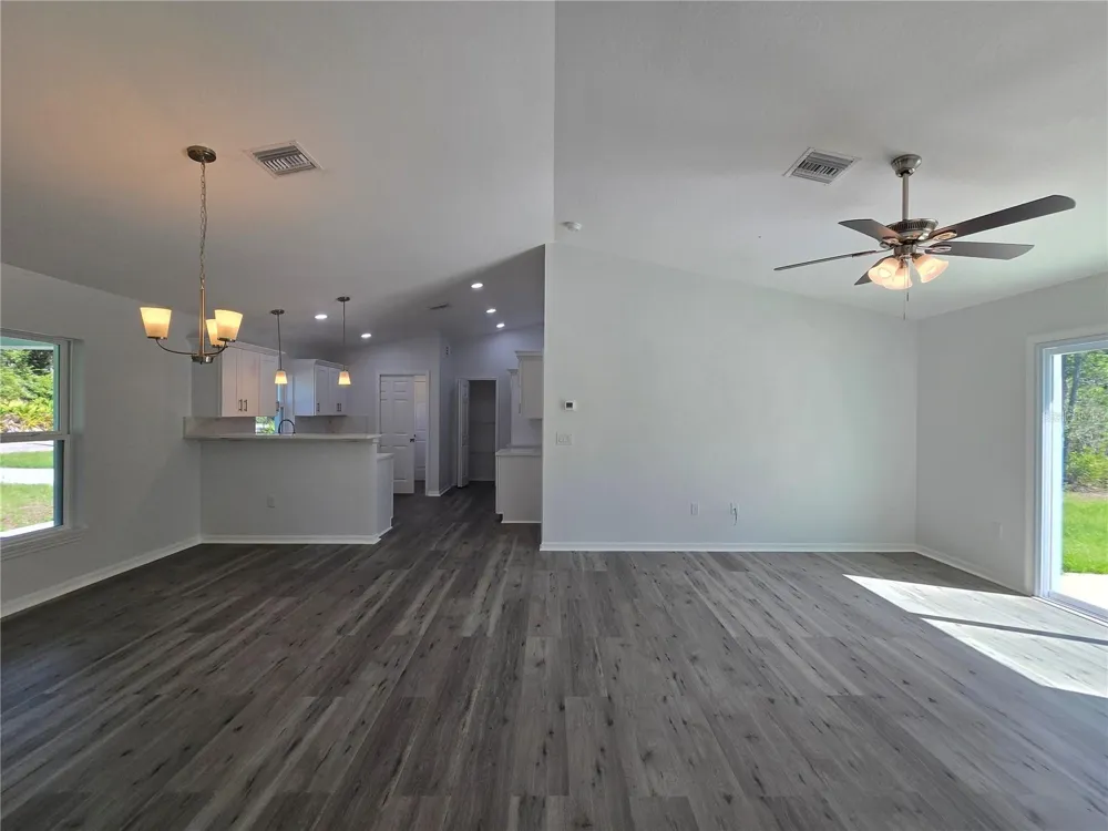 35 SEQUOIA TRAIL Ocklawaha, FL 32179