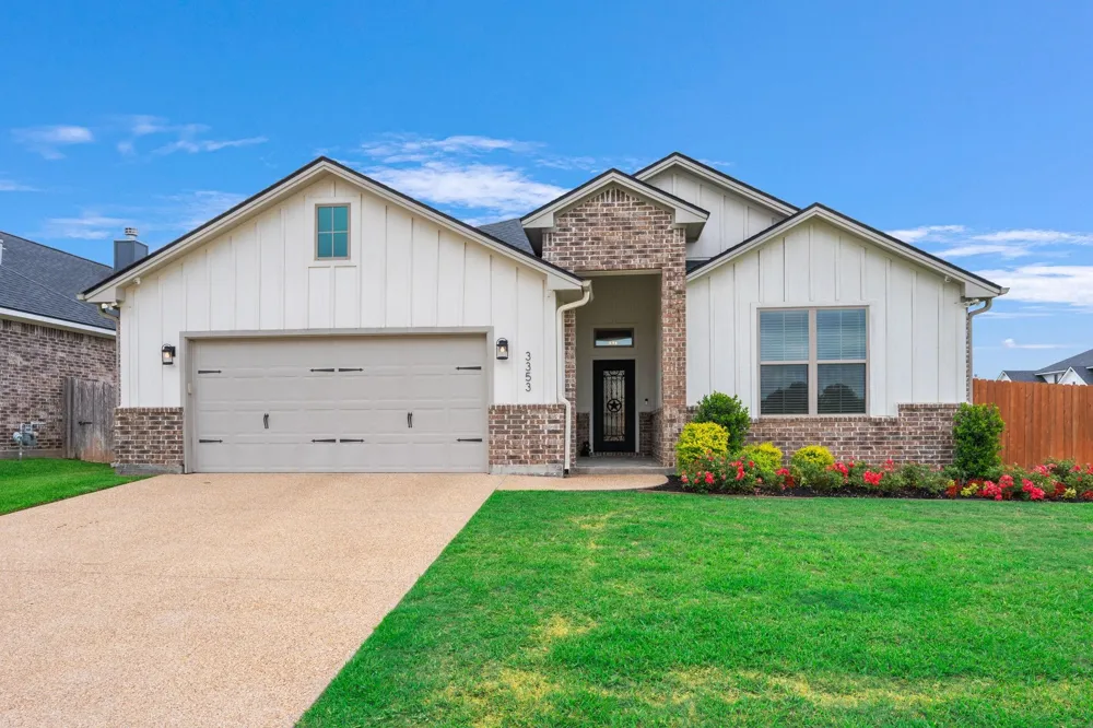 3353 Stonington Way Bryan, TX 77808