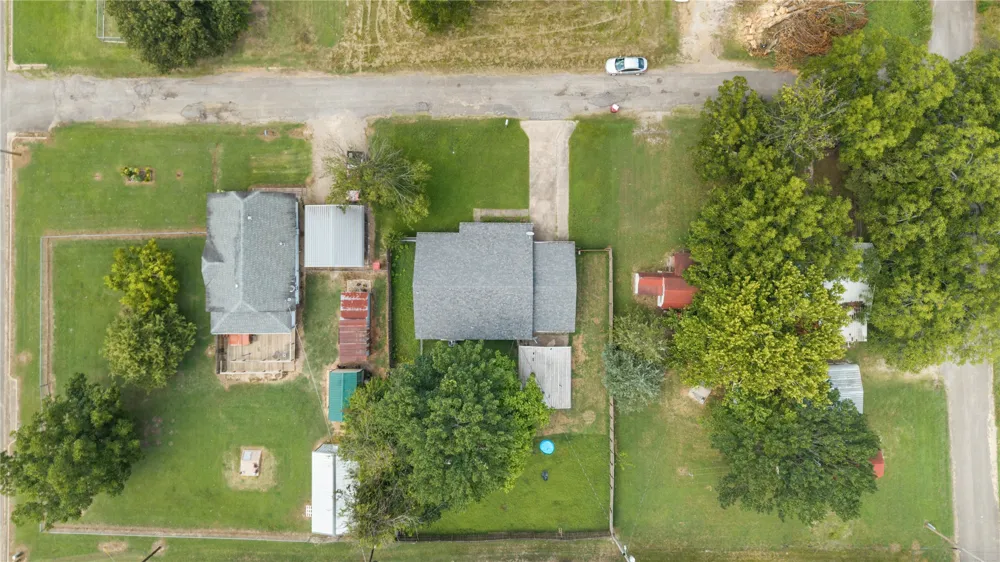707 W Oklahoma Street Hugo, OK 74743
