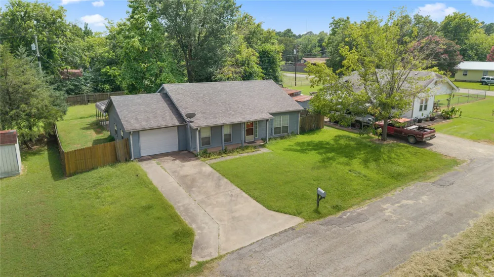 707 W Oklahoma Street Hugo, OK 74743