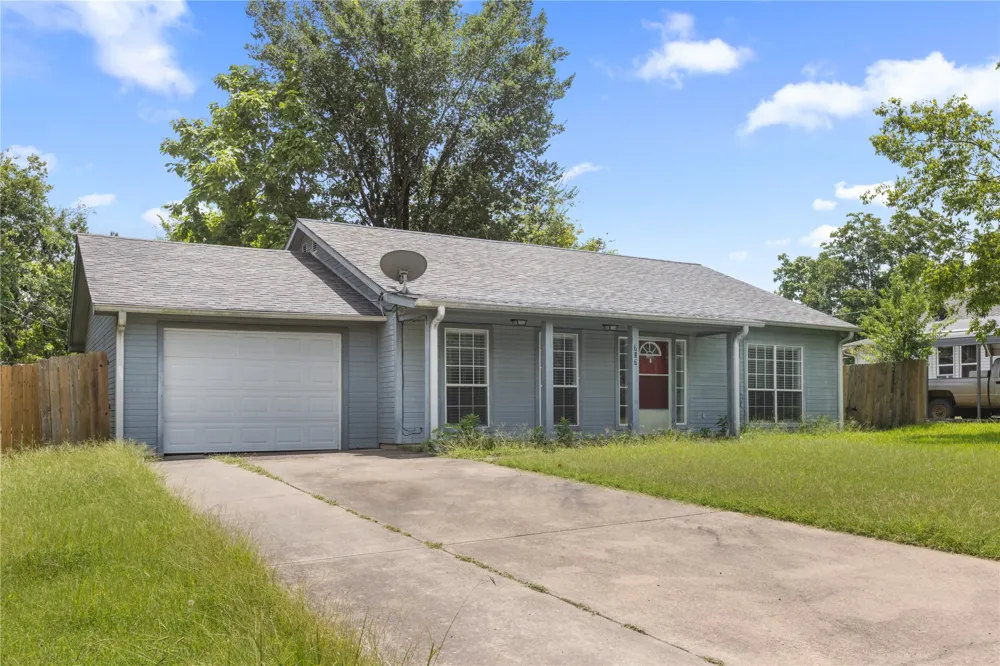 707 W Oklahoma Street Hugo, OK 74743
