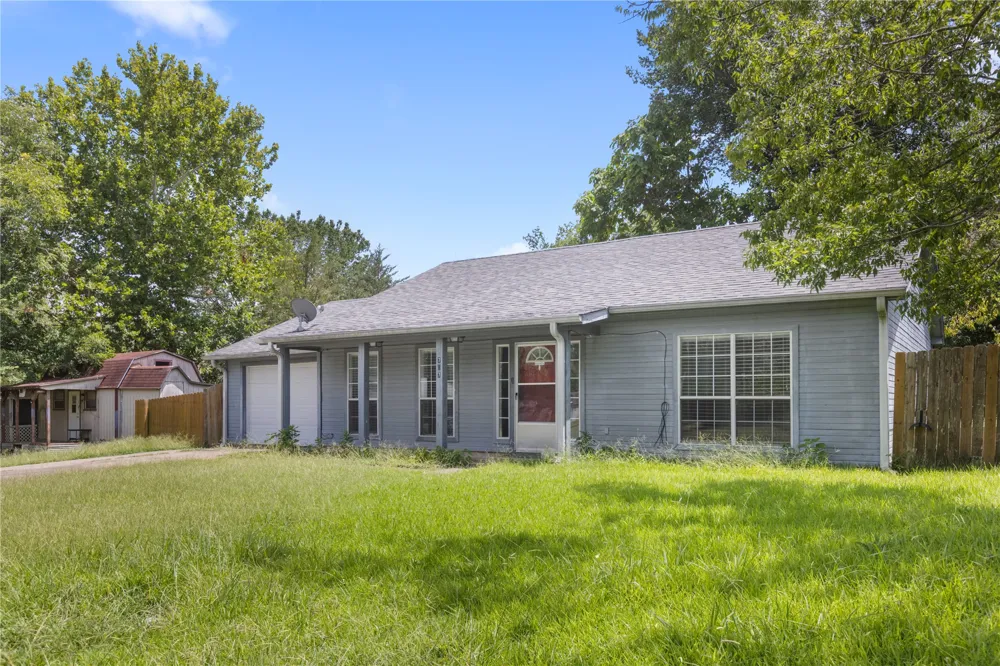 707 W Oklahoma Street Hugo, OK 74743