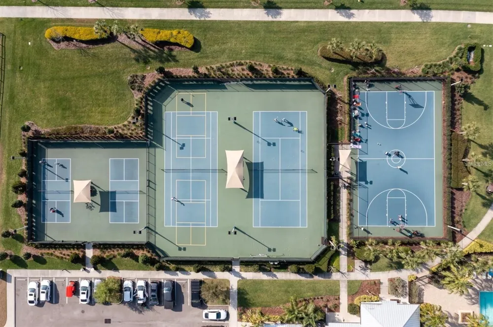 6352 MOORING LINE CIRCLE Apollo Beach, FL 33572