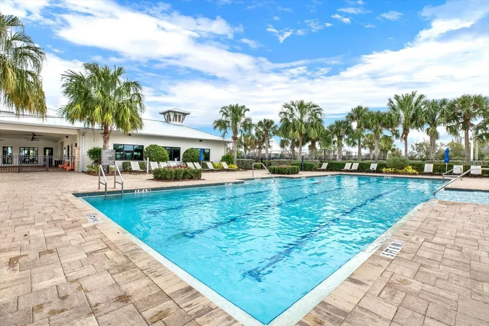 6352 MOORING LINE CIRCLE Apollo Beach, FL 33572