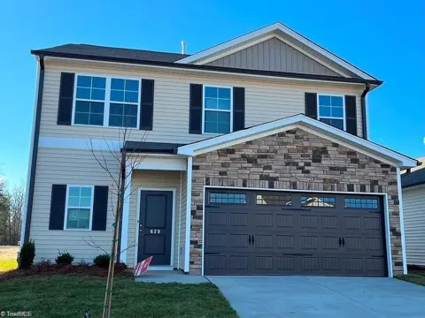 629 Cam Circle