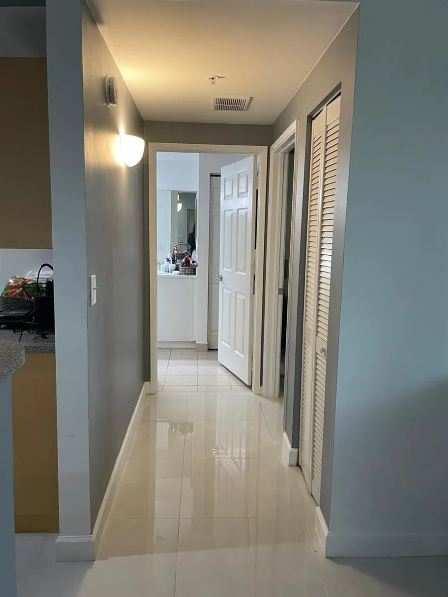 7950 Nob Hill Road #108 Tamarac, FL 33321