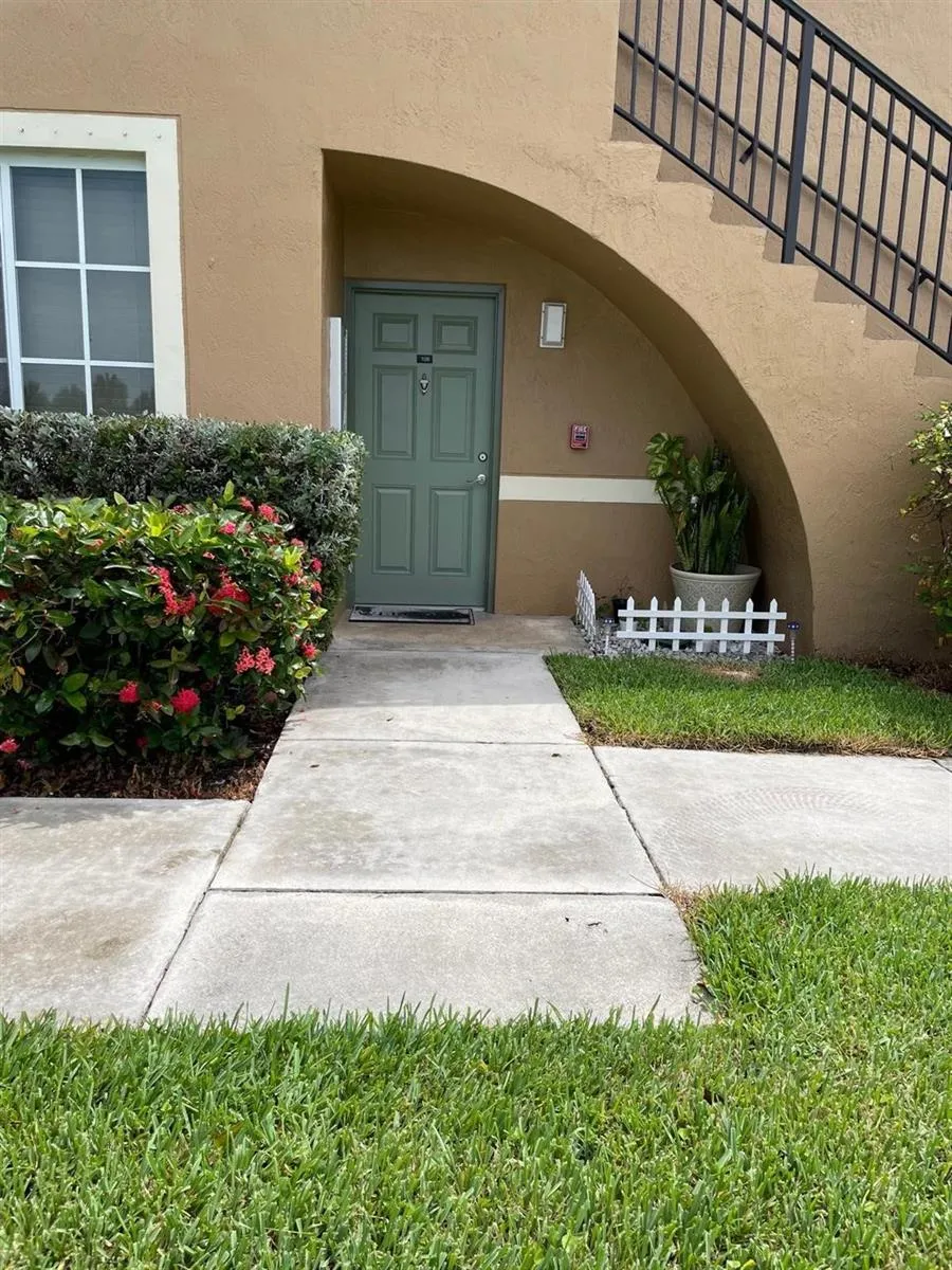 7950 Nob Hill Road #108 Tamarac, FL 33321