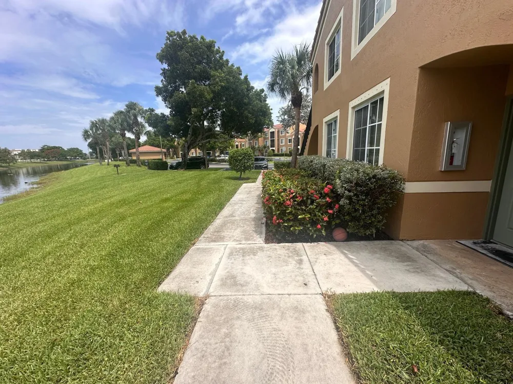 7950 Nob Hill Road #108 Tamarac, FL 33321