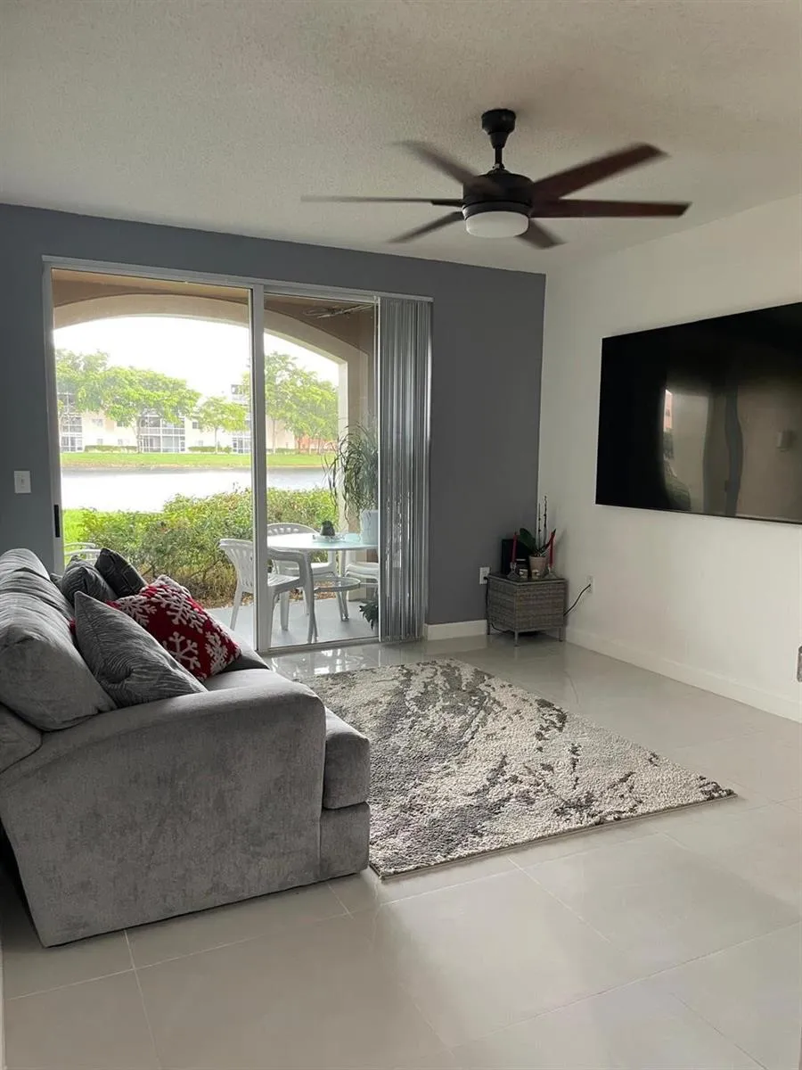 7950 Nob Hill Road #108 Tamarac, FL 33321