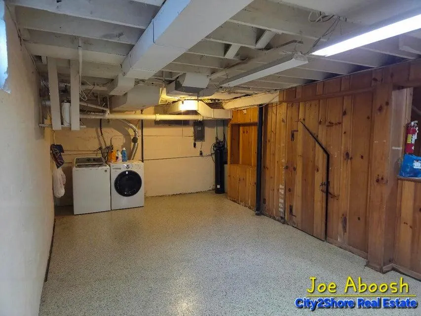 175 S Ridgeway Drive Battle Creek, MI 49015