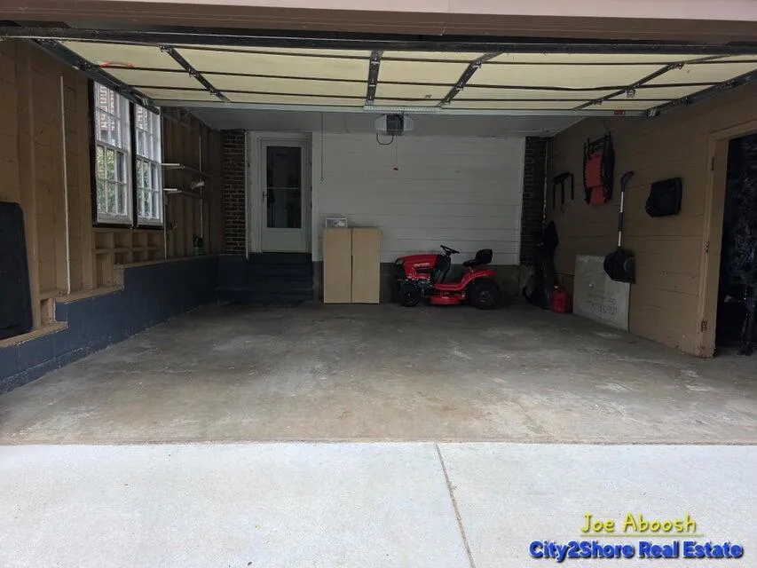 175 S Ridgeway Drive Battle Creek, MI 49015