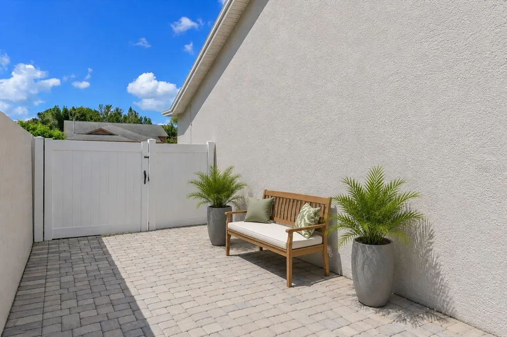 4427 MURFIELD DRIVE E Bradenton, FL 34203