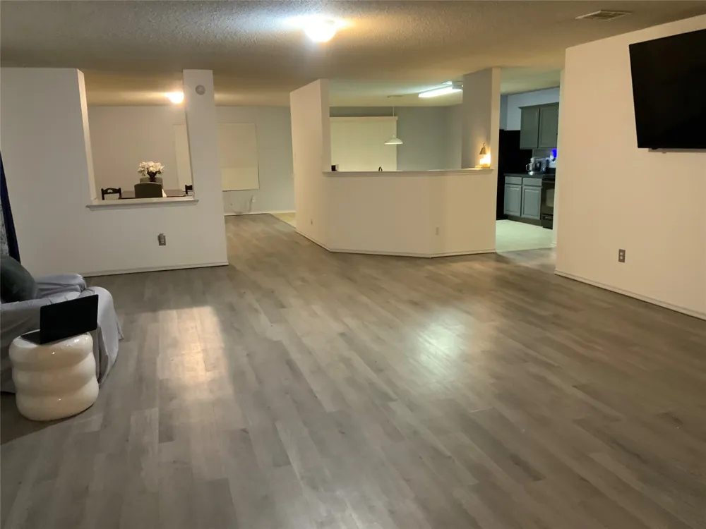305 Daisy Lane Wilmer, TX 75172